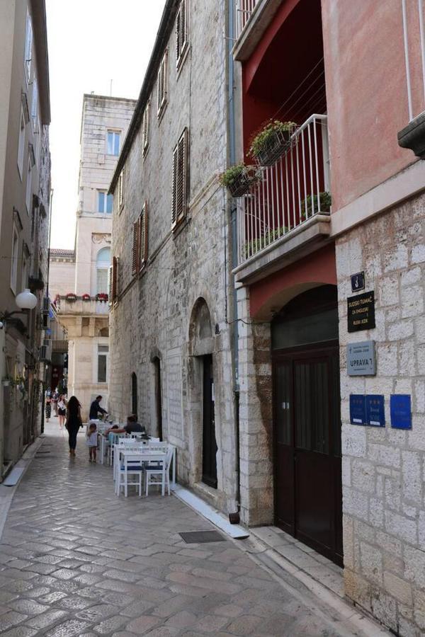 Val & Mar Studio Apartment Zadar Ngoại thất bức ảnh