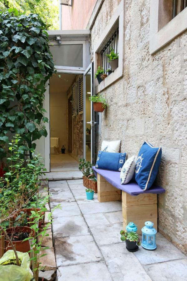 Val & Mar Studio Apartment Zadar Ngoại thất bức ảnh
